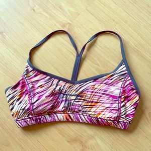 Reebok printed sports bra